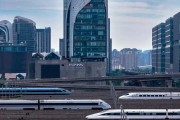 起卦在线高铁列车“飙车”？官方解答来了！