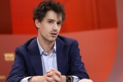 起卦在线人工智能实验室Mistral将推出其首款推理模型，挑战 OpenAI